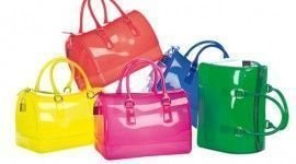 10 bolsos transparentes que no pasarán desapercibidos